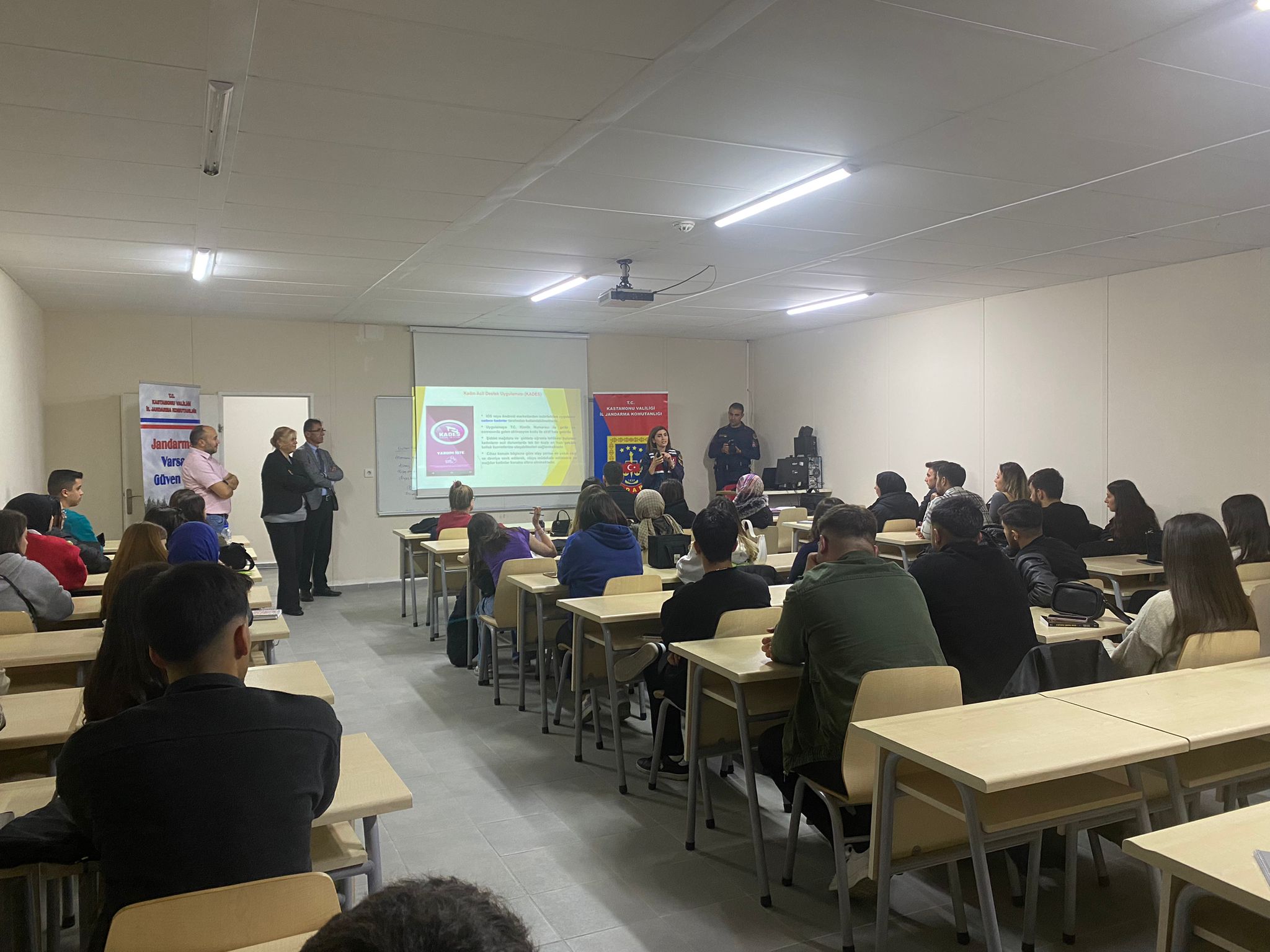 Kadına Şiddet ve KADES Uygulaması Bilgilendirme Etkinliği Gerçekleştirildi
