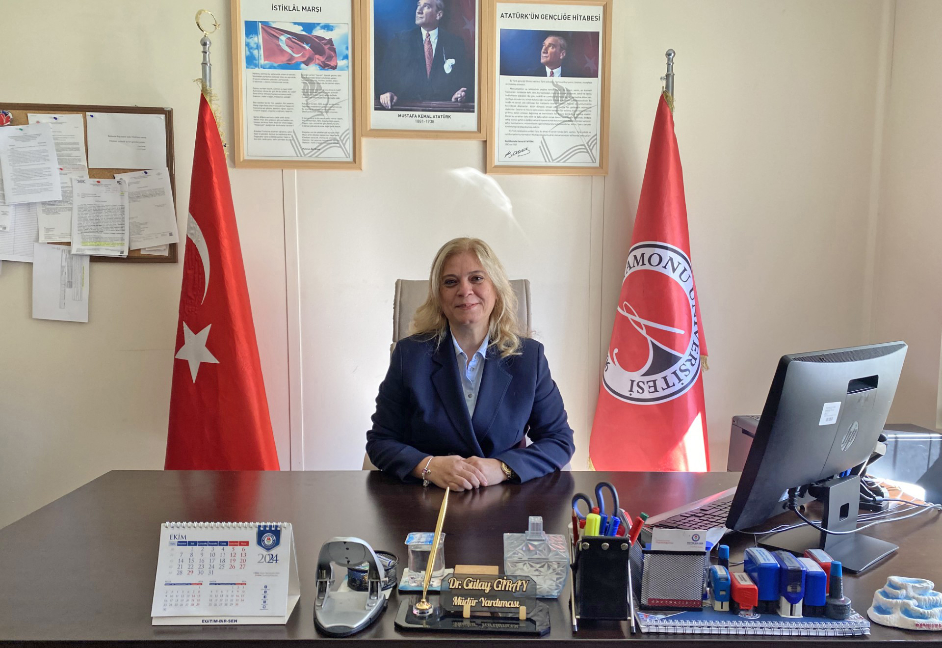 Mudur